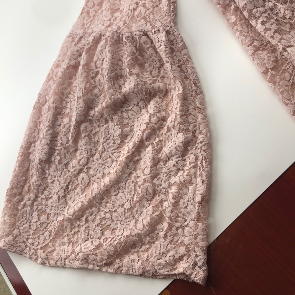 Light pink top - Picture 3 of 5
